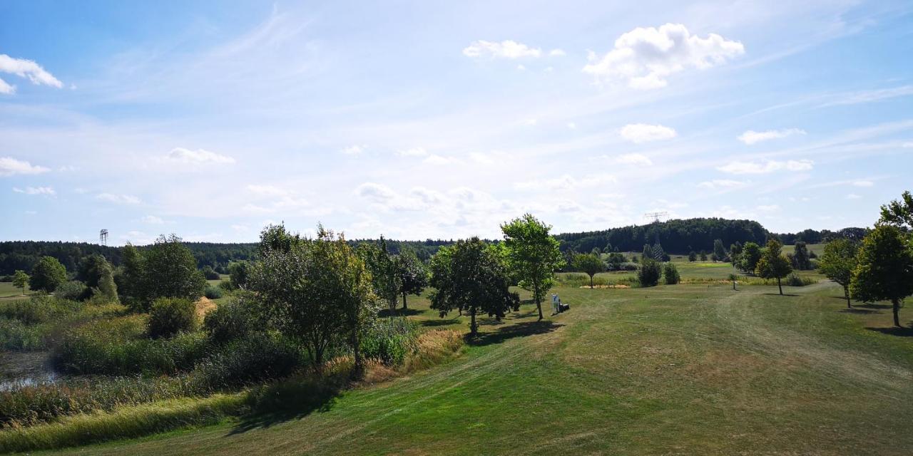 Golfcentrum Schloss Karnitz Ruegen Garz  Bagian luar foto